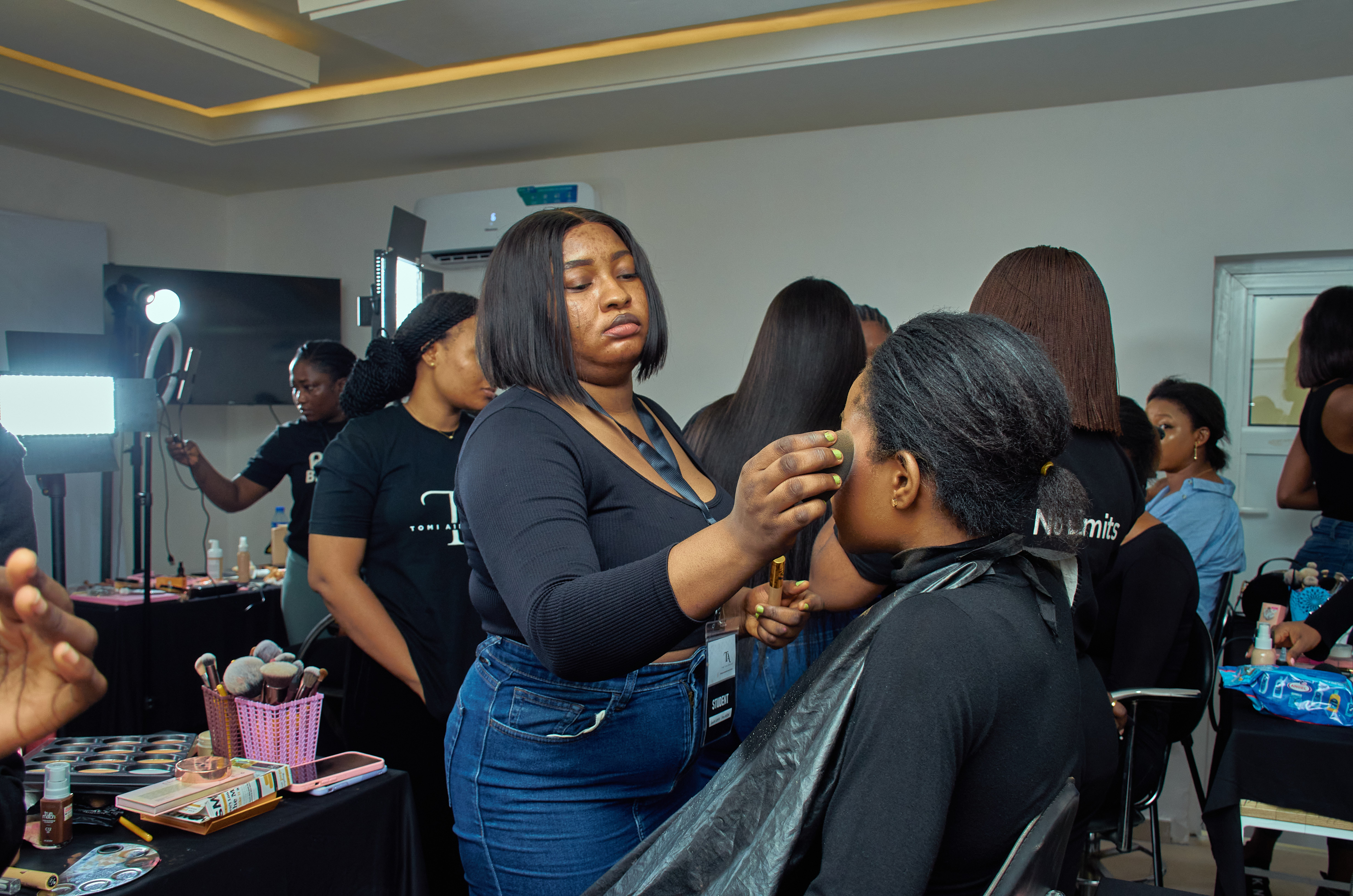 Allel Beauty Team